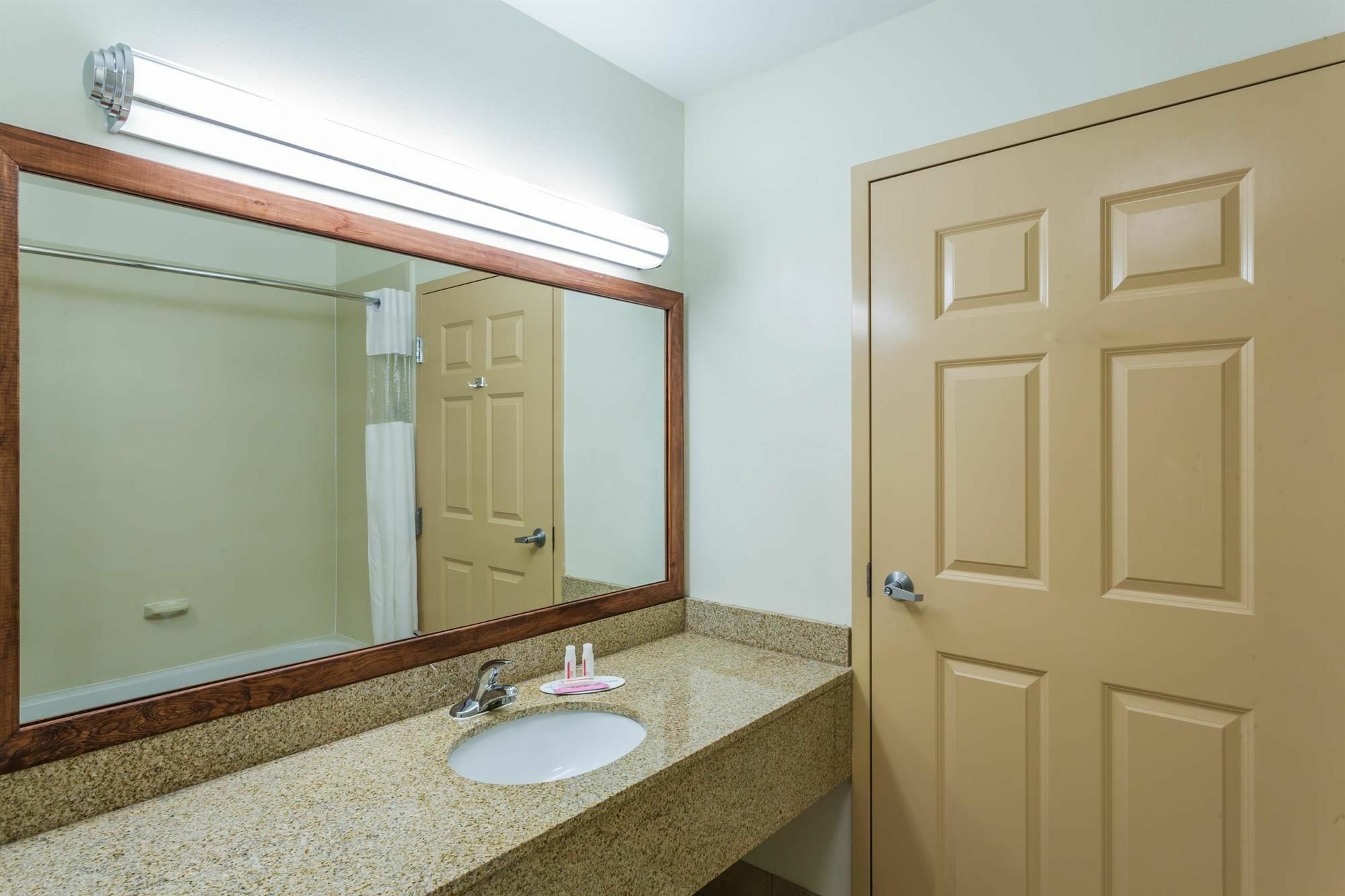Red Roof Inn Houma Zewnętrze zdjęcie